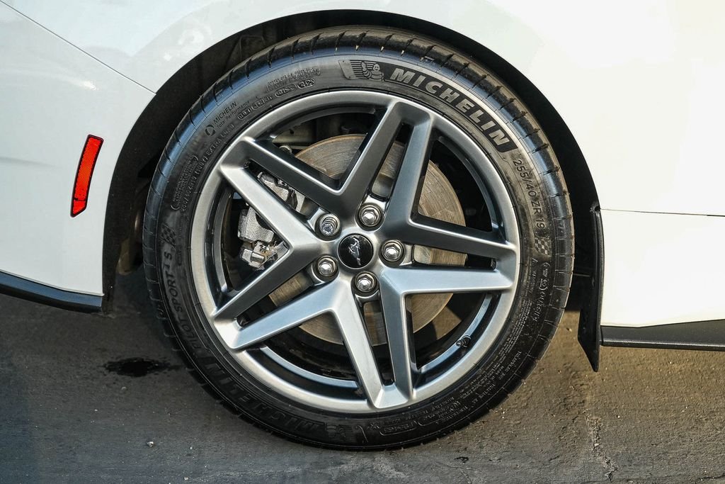 2024 Ford Mustang GT Premium - Photo 13