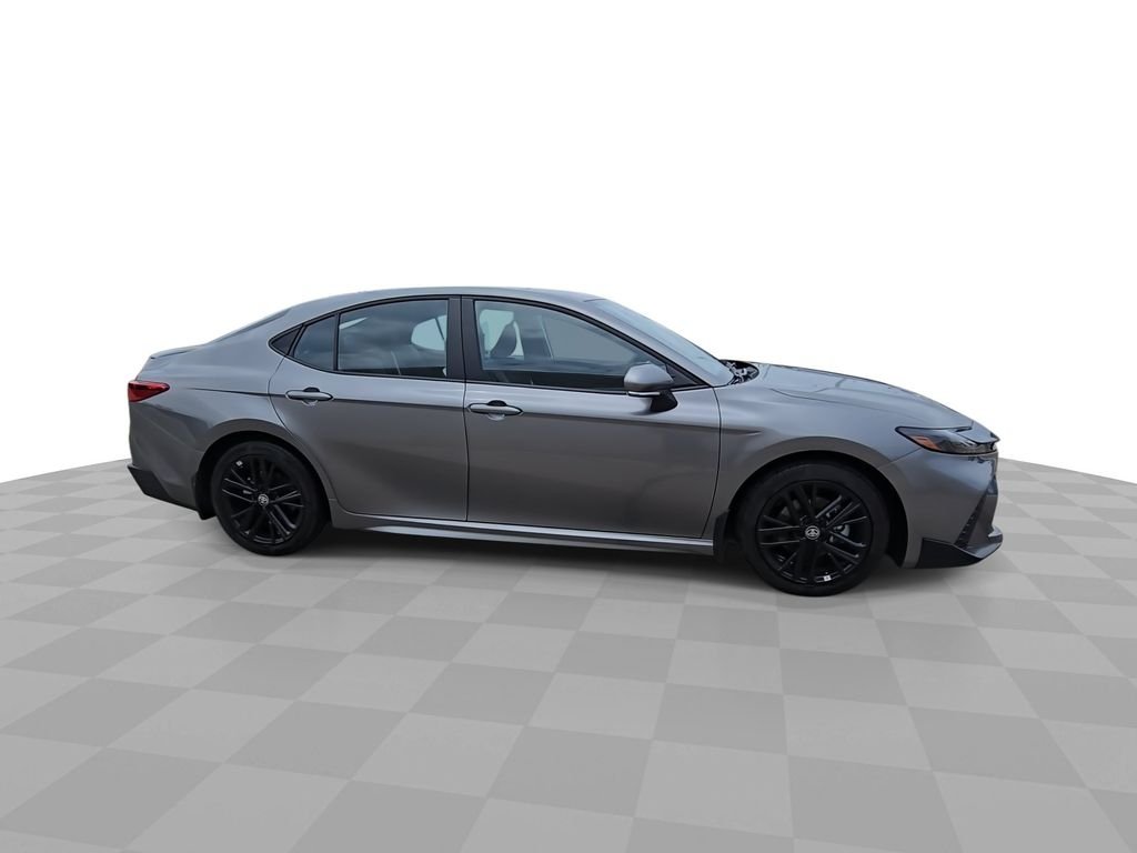 Used 2026  Toyota SE image 9