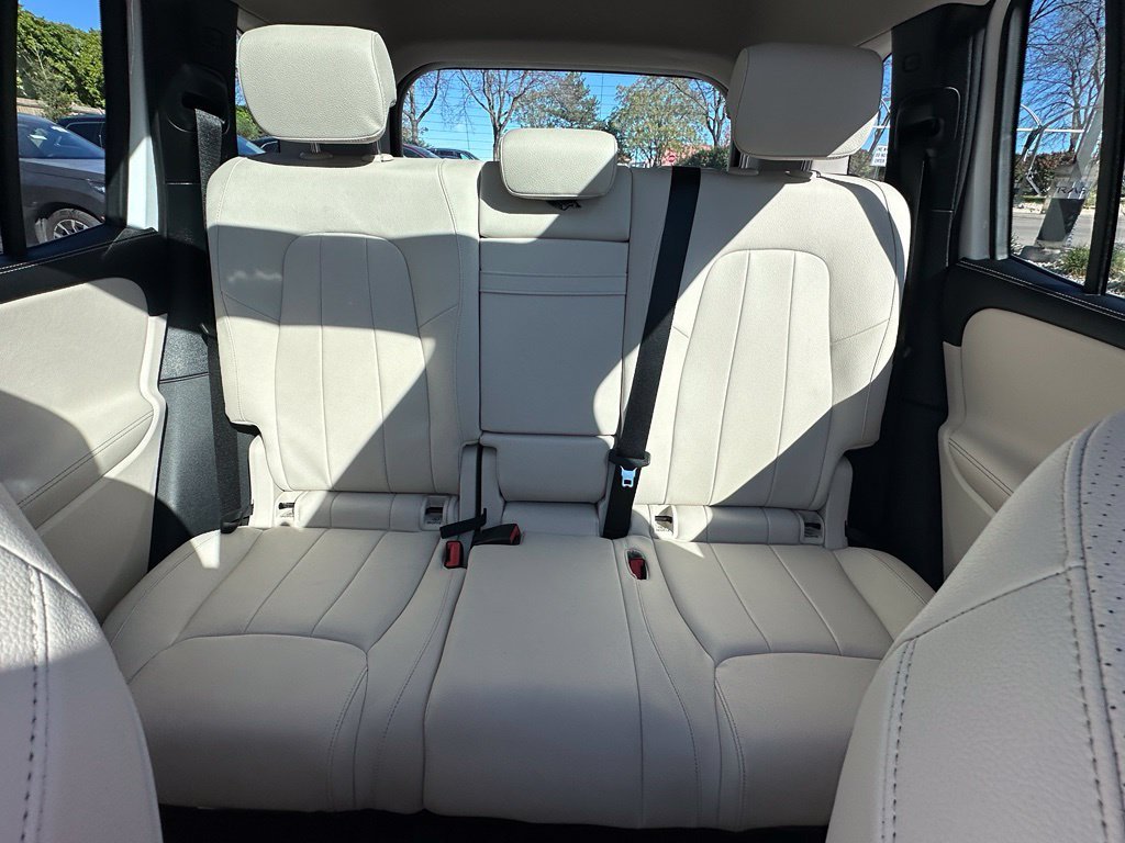 Used 2022 White Mercedes-Benz GLB 250 image 14