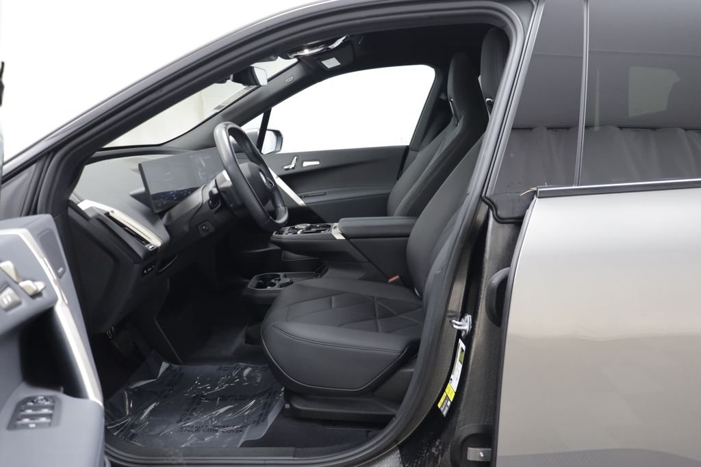 Certified Used 2023 Oxide Grey Met BMW xDrive50 image 5