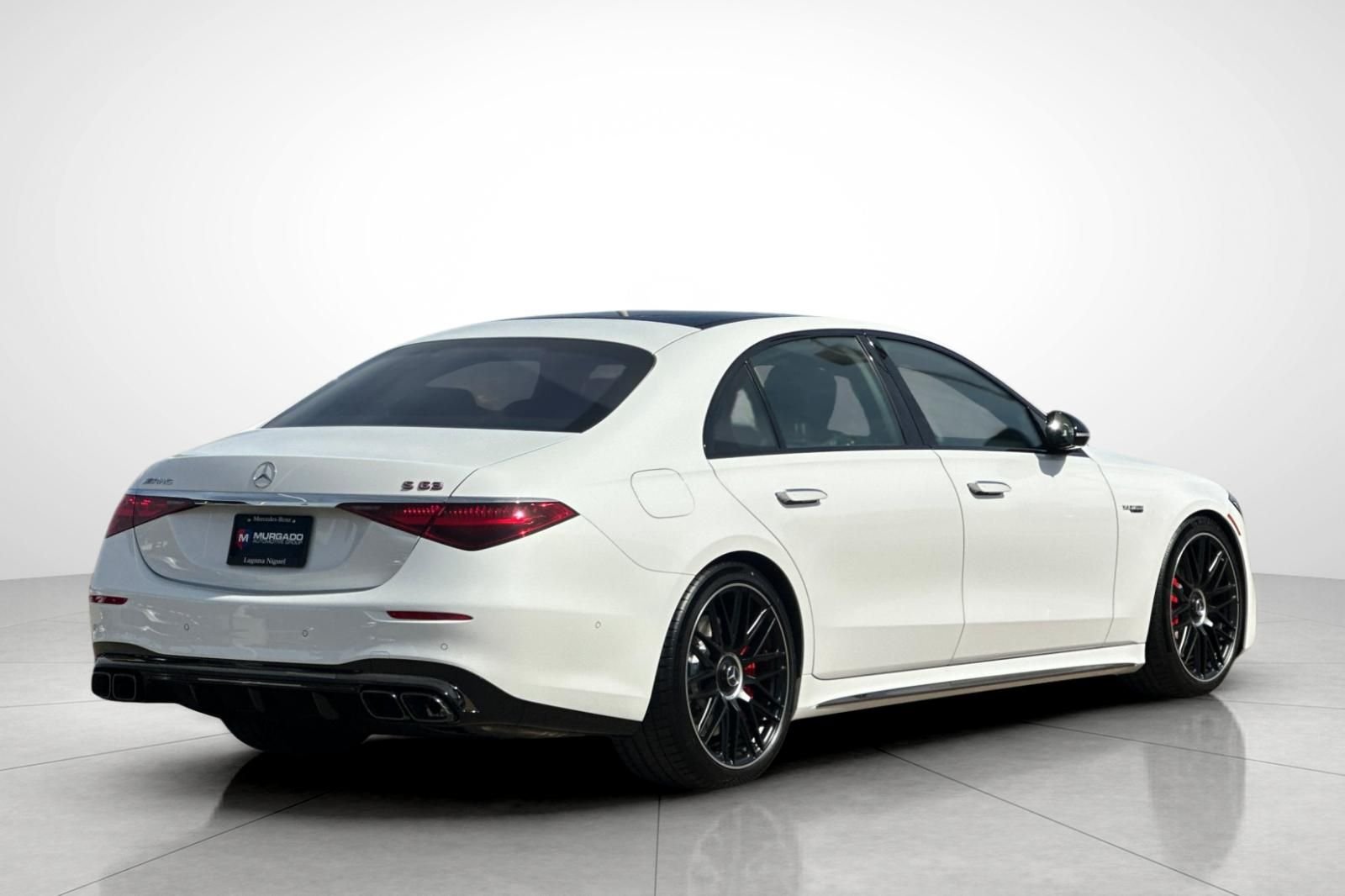 New 2026 MANUFAKTUR Moonlight White Metallic Mercedes-Benz S 63 E AMG® image 12