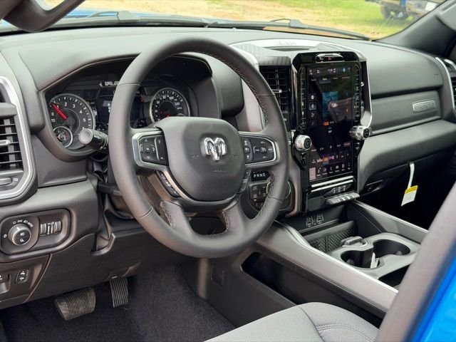 New 2026 Hydro Blue Pearl-Coat Exterior Paint RAM BIG HORN image 11