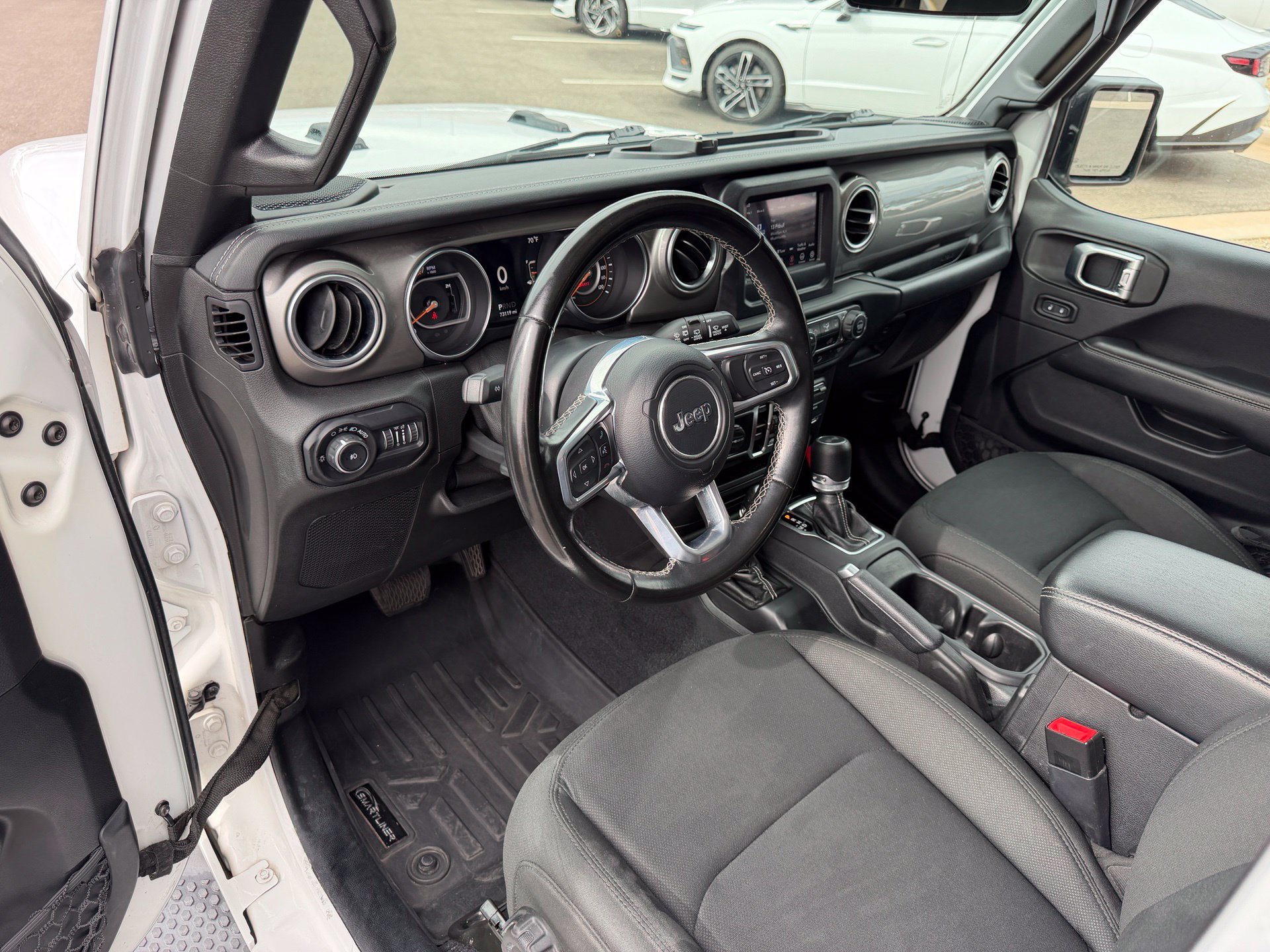 Used 2020 White Jeep Unlimited Sahara image 20