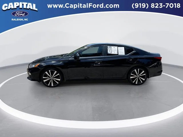 Used 2022 Black Nissan 2.5 SR image 5