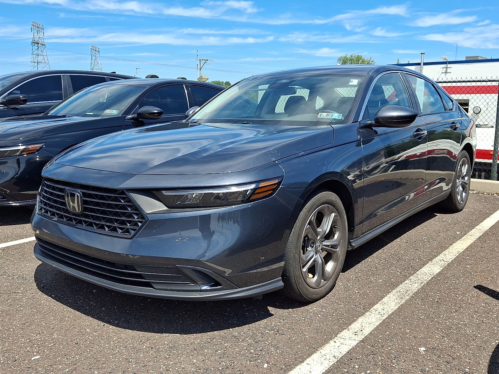Used 2023 Meteorite Gray Honda EX image 2