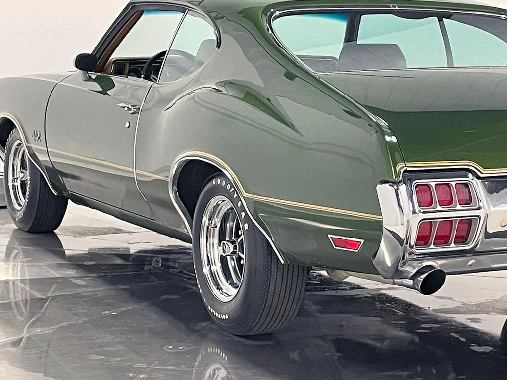 Used 1972  Oldsmobile  image 38