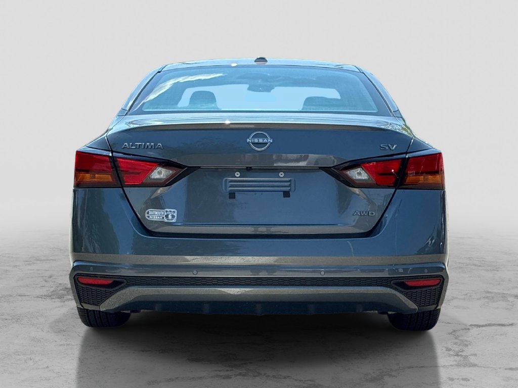 Used 2024 Gray Nissan 2.5 SV image 6
