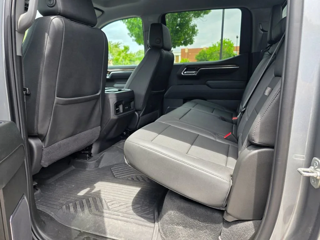 Used 2025 Sterling Gray Metallic Chevrolet LT Trail Boss image 33