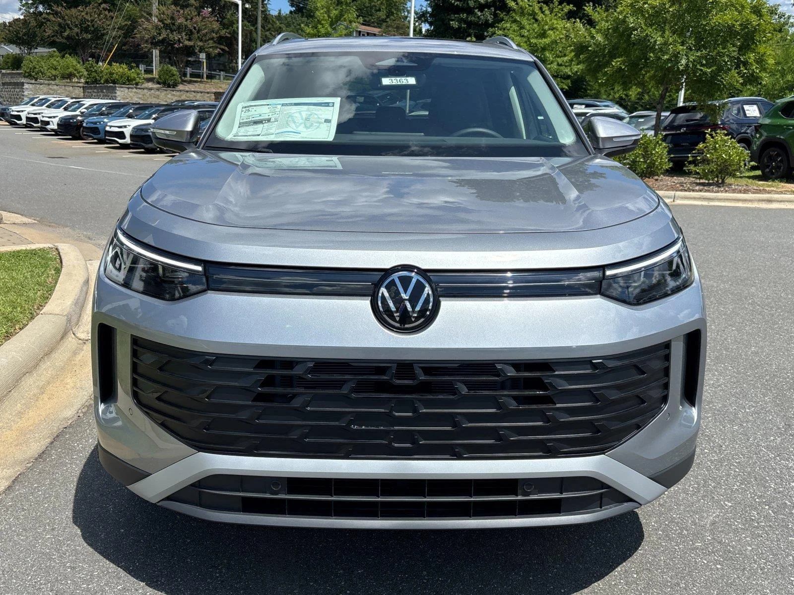 New 2026 Pyrite Silver Metallic Volkswagen SE image 8