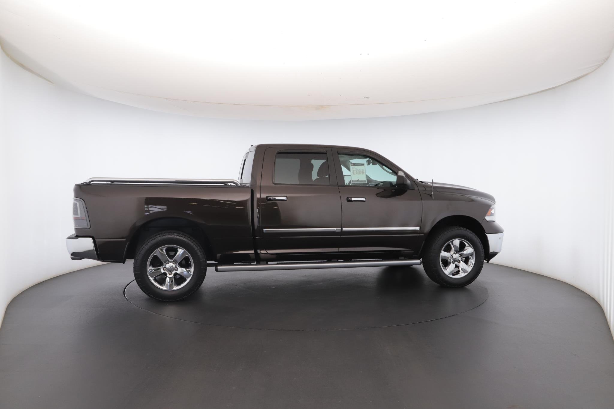 Used 2016 Luxury Brown Pearlcoat Ram 4WD Crew Cab 149 Big Horn image 33