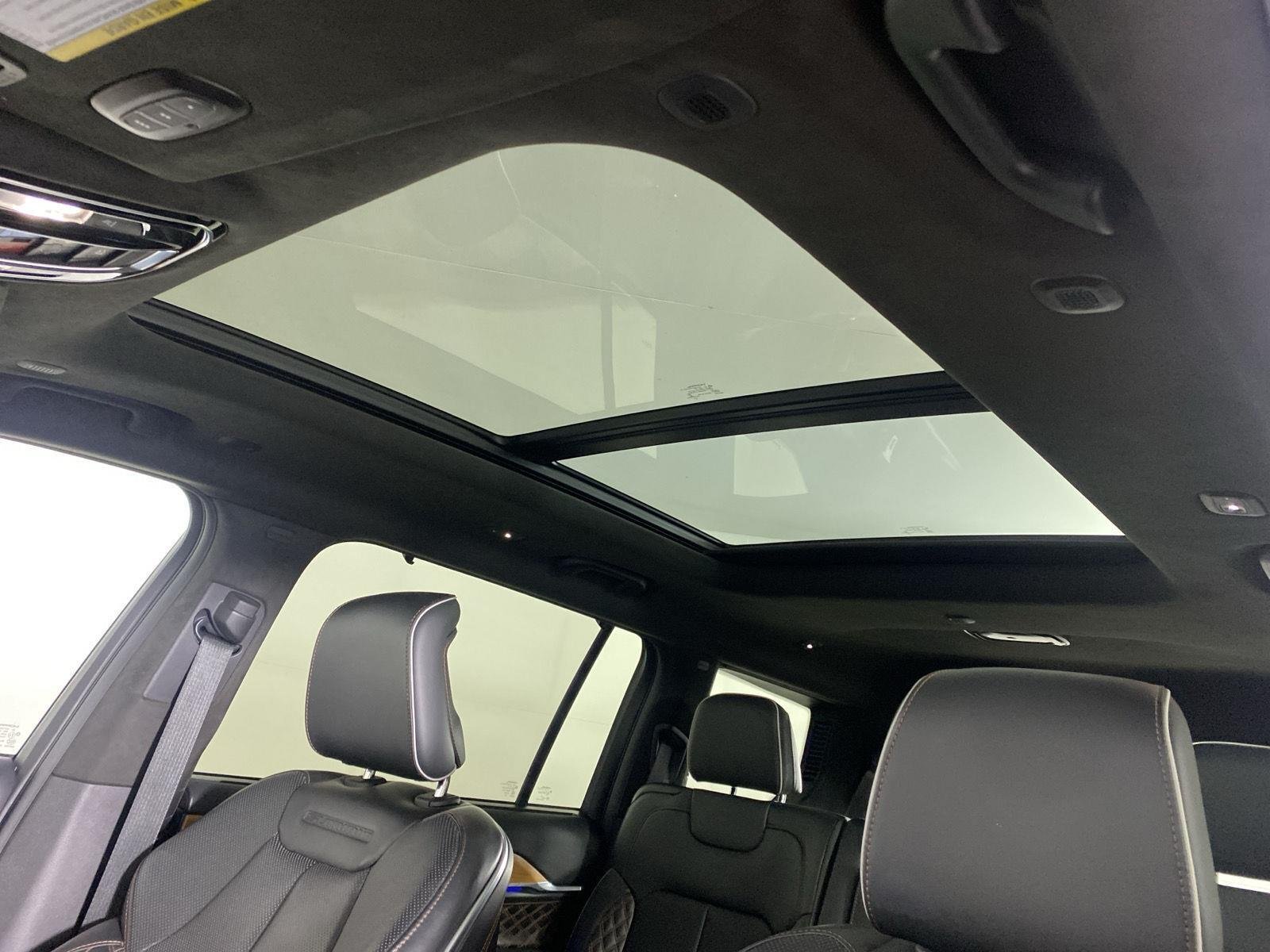 Used 2022 Bright White Clearcoat Jeep Summit Reserve image 24