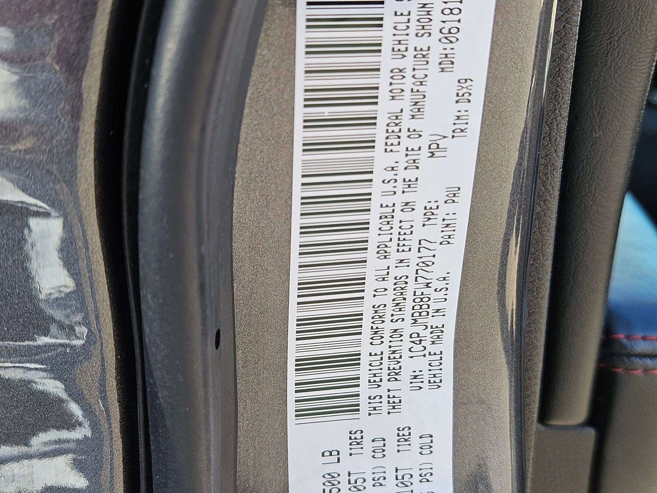 Used 2015 Granite Crystal Clearcoat Metallic Jeep Trailhawk image 33