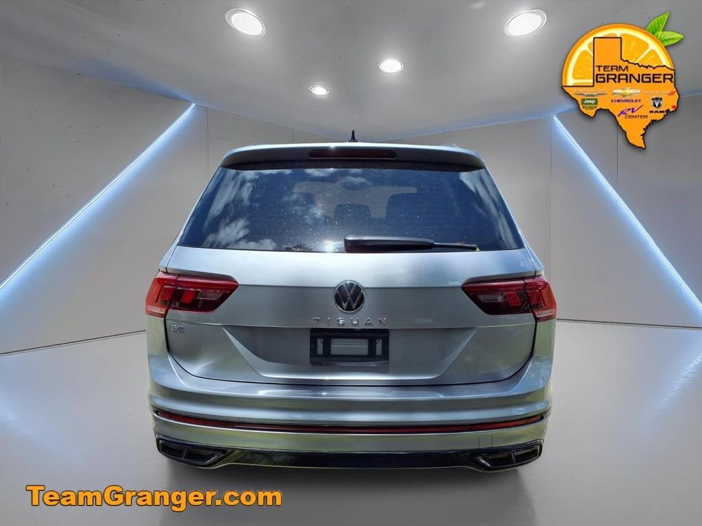 Used 2023 Silver Volkswagen 2.0T SE R-Line Black image 8