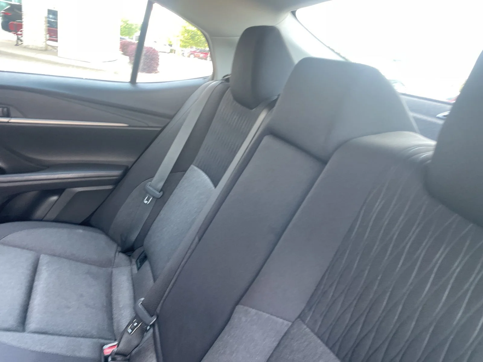 Used 2025 White Toyota LE image 17