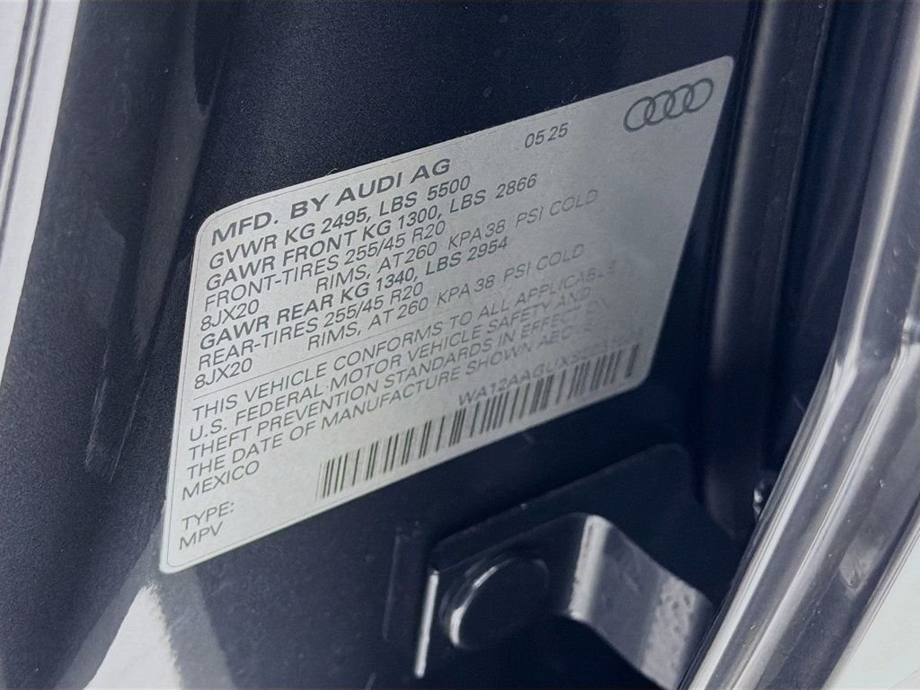 Used 2025 Tambora Gray Metallic Audi Premium Plus 2.0 TFSI quattro image 34