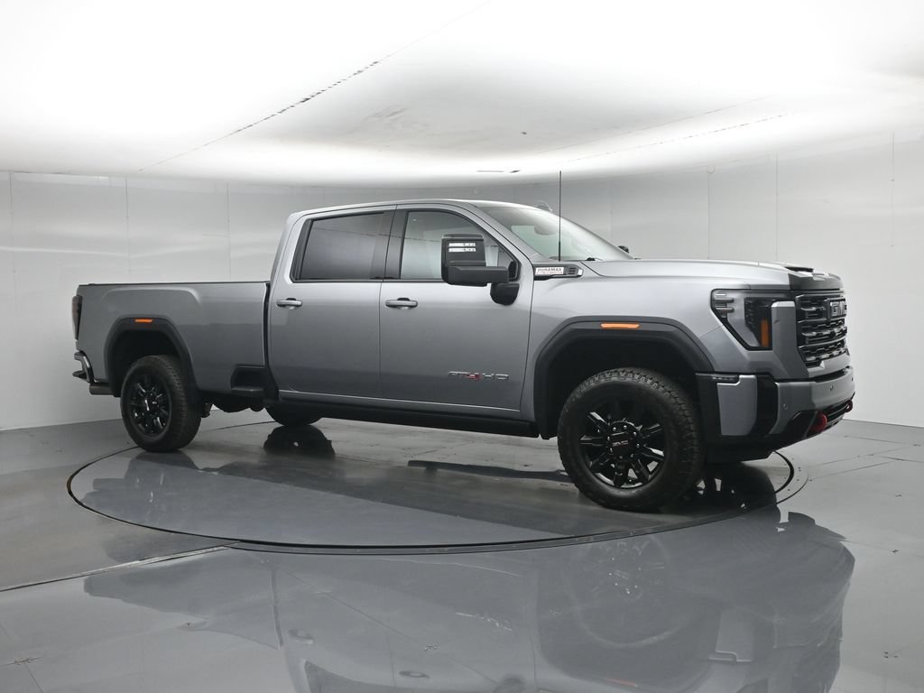 Used 2025 Silver GMC AT4 image 30