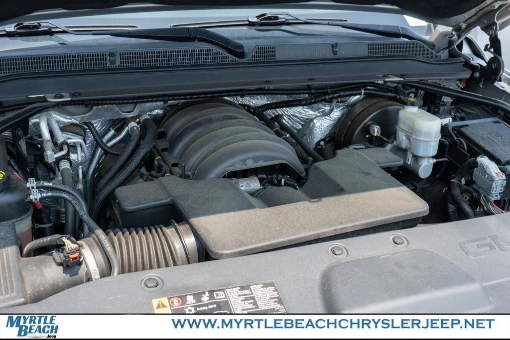 Used 2017 Quicksilver Metallic GMC Denali image 33