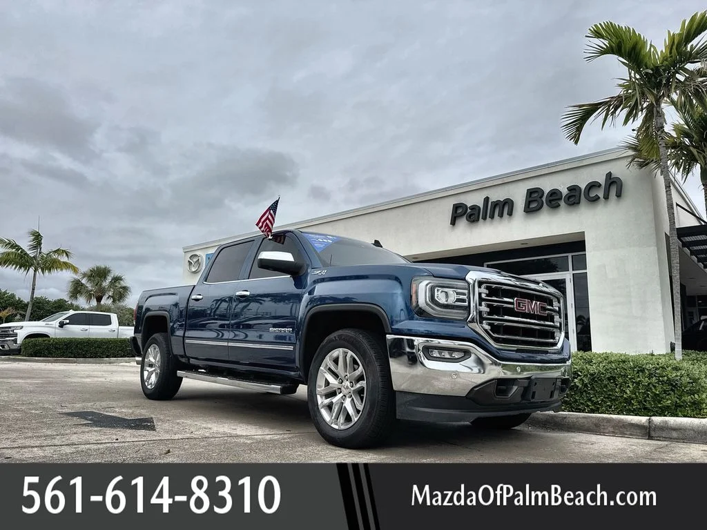 Used 2018 Blue Metallic GMC SLT image 1