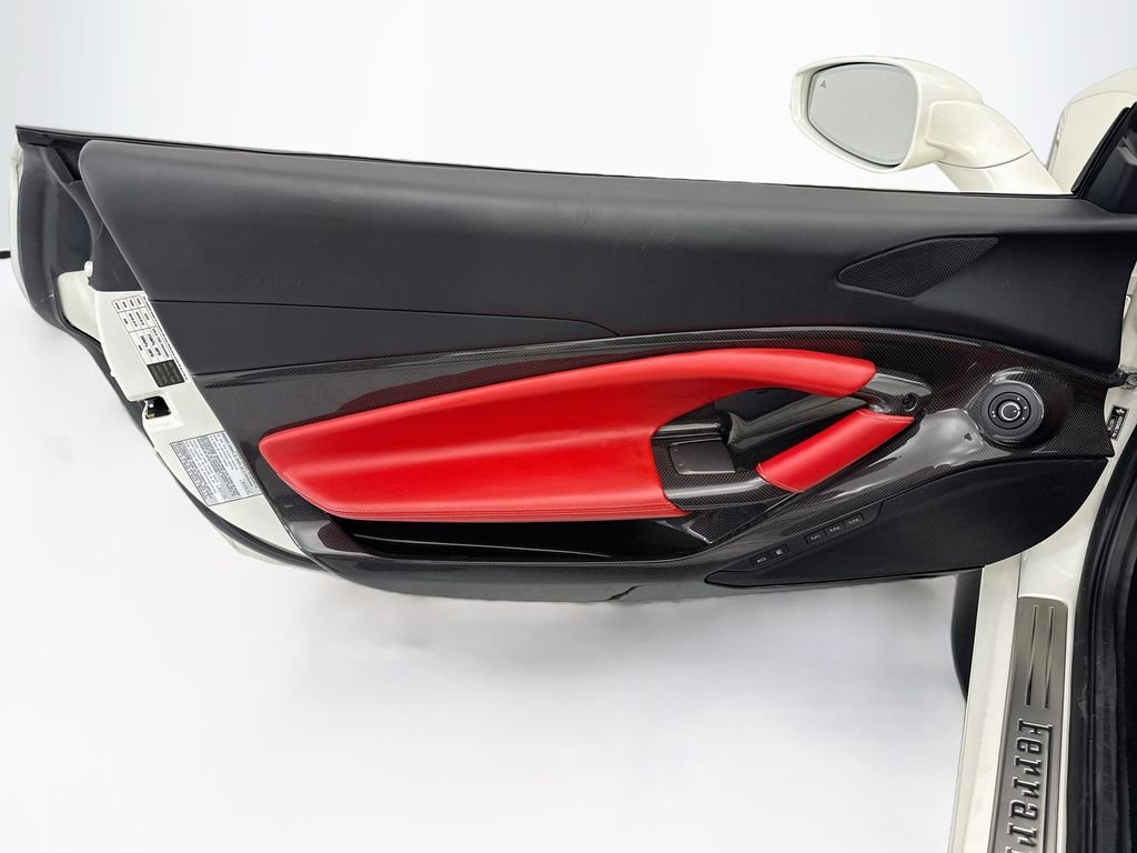 2021 Ferrari F8 Base - Photo 29