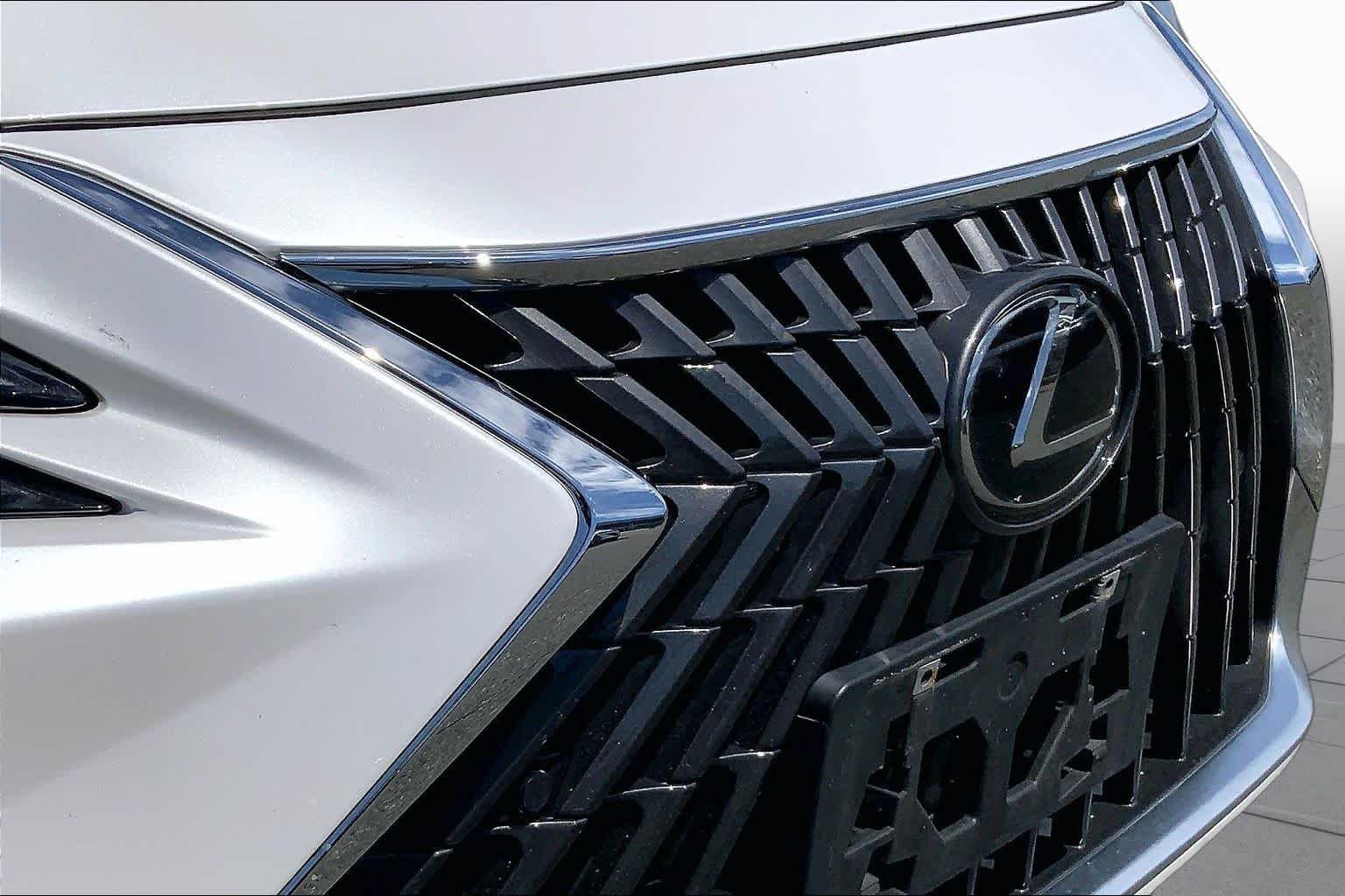 Certified Used 2024 Eminent White Pearl Lexus  image 30