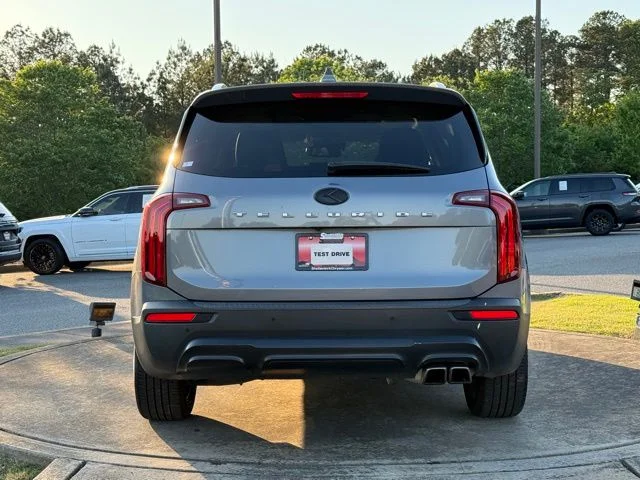 Used 2021 Silver Kia SX image 6
