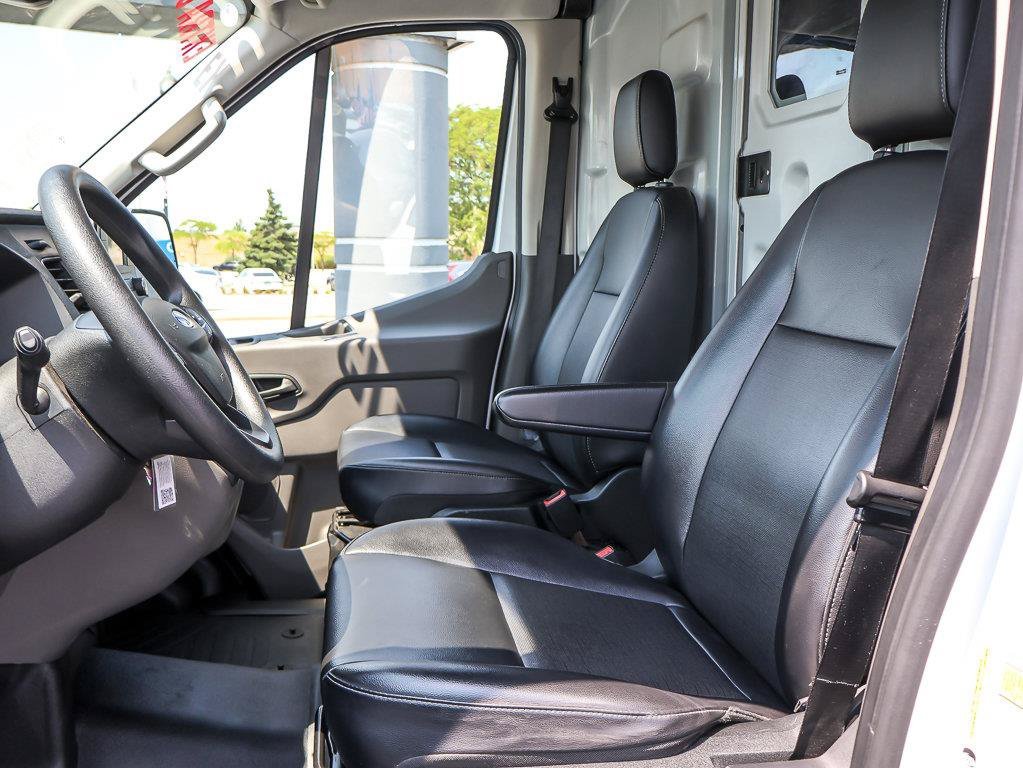 Used 2025 Oxford White Ford Base image 13