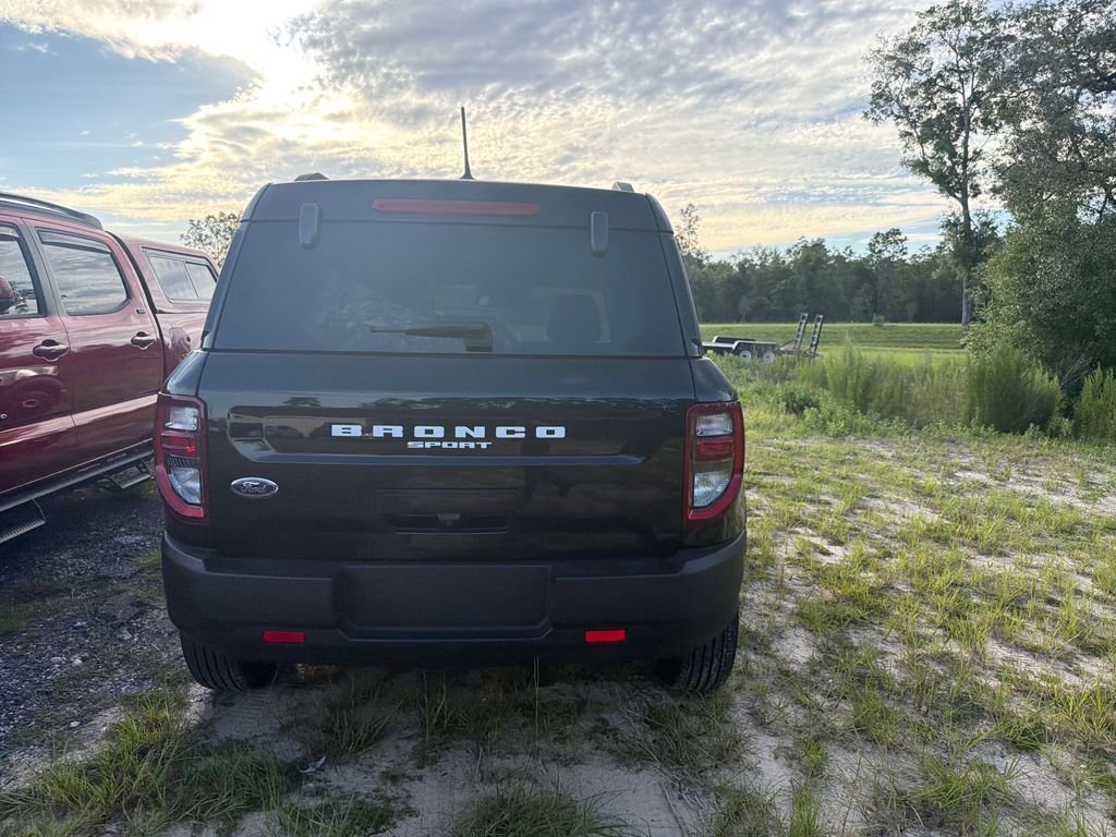 Used 2023 Black Ford Outer Banks image 6