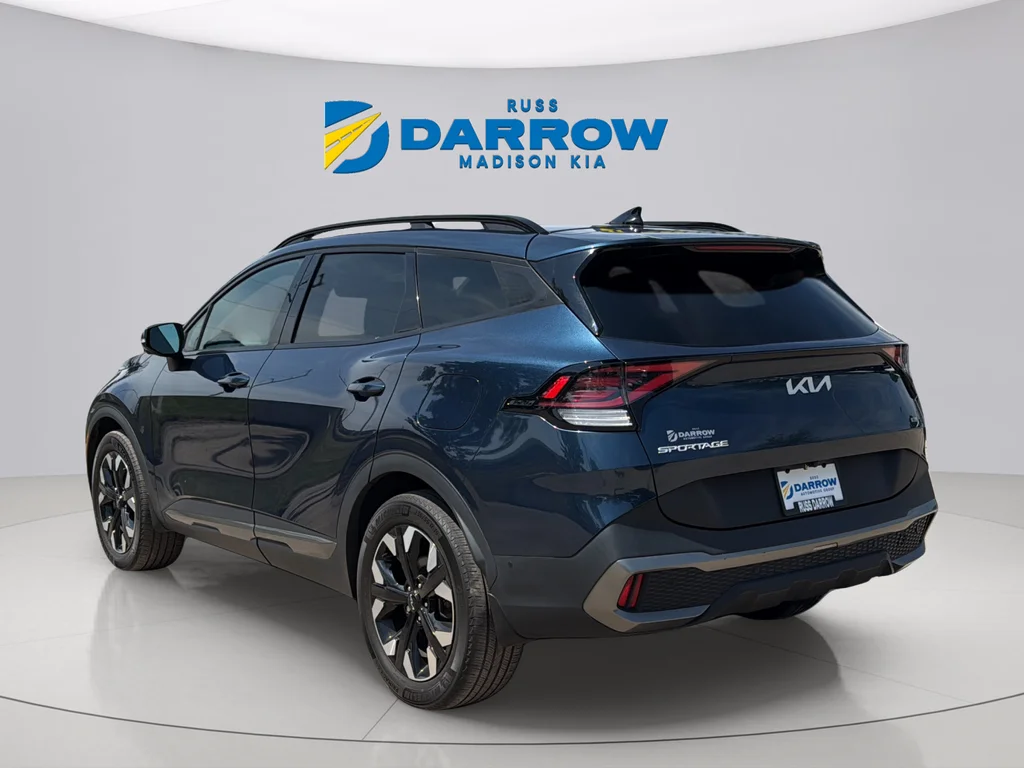 Used 2023 Vesta Blue Kia X-Line Prestige image 3