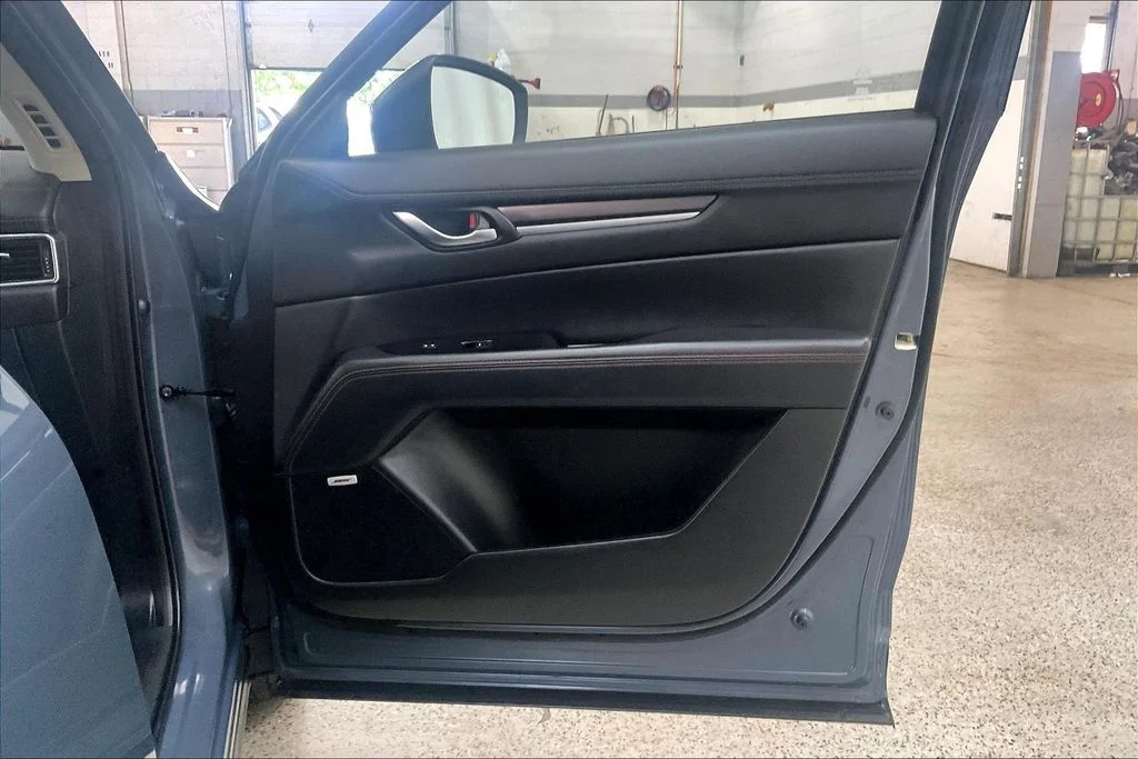 Used 2025 Gray Mazda 2.5 S Carbon Edition image 24