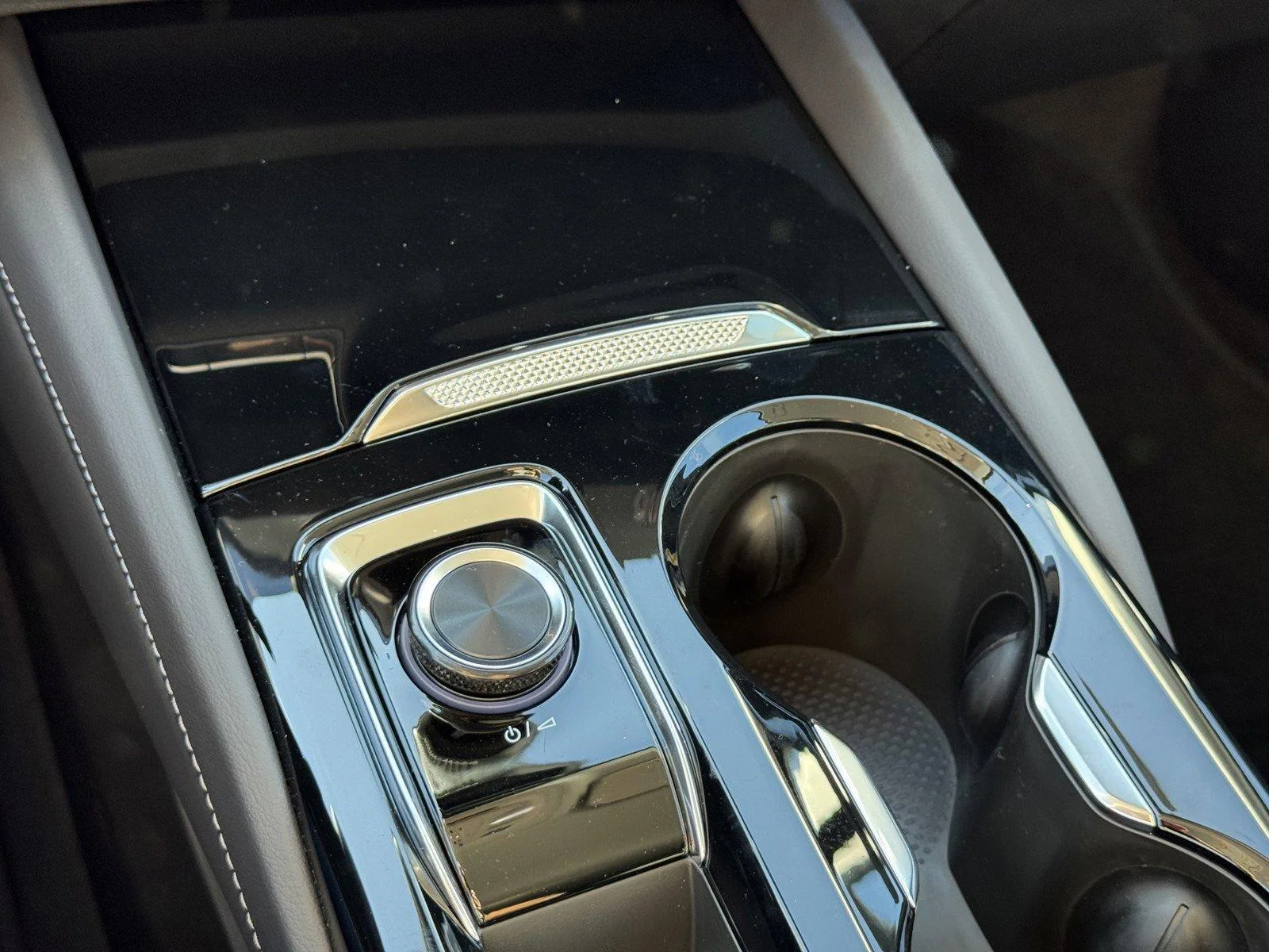New 2026 Summit White Buick Preferred image 16