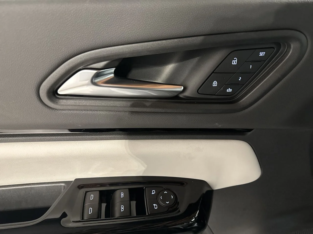 2026 Honda Prologue Touring - Photo 19