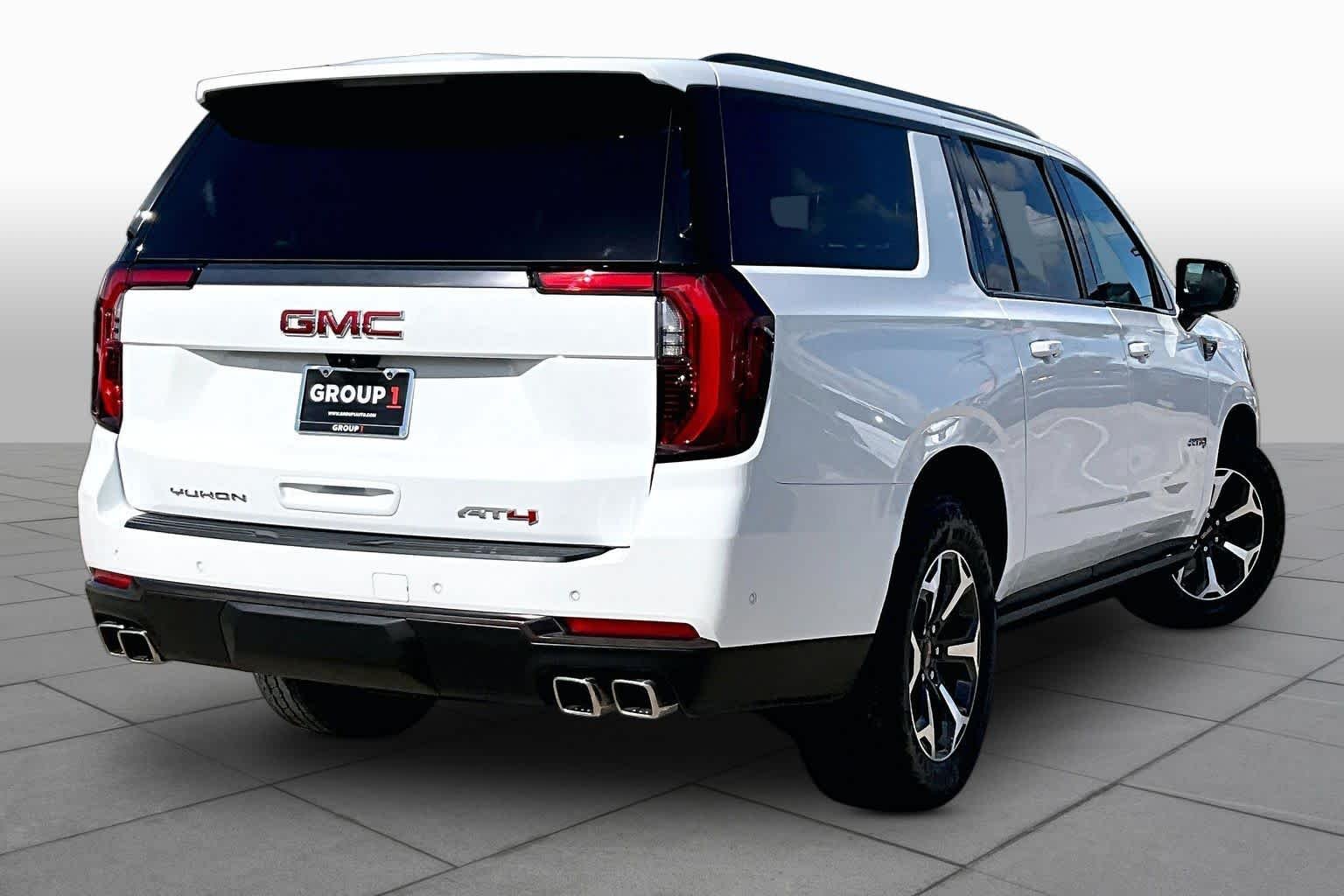 Used 2026 Summit White GMC AT4 Ultimate image 13