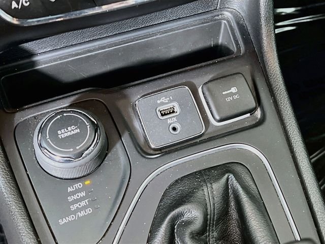 2021 Jeep Cherokee High Altitude - Photo 20