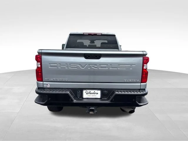 Used 2025 Sterling Gray Metallic Chevrolet Custom image 4