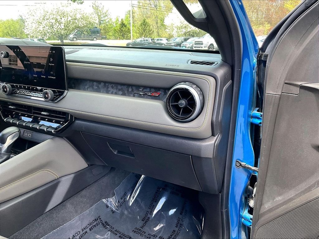 Used 2023 Blue Chevrolet ZR2 image 13