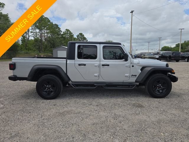 Used 2023 Silver Jeep Sport S image 3