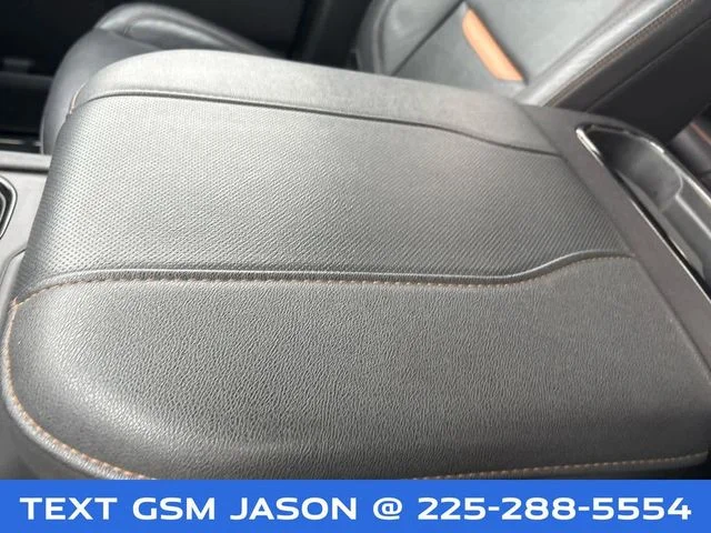Used 2024 White GMC AT4 image 34
