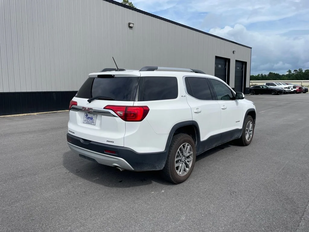 Used 2019 White GMC SLE-2 image 4
