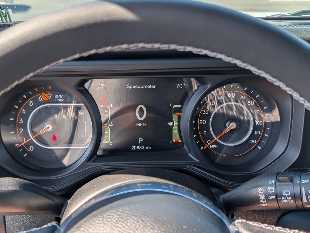2025 Jeep Wrangler 4-Door Sahara - Photo 20