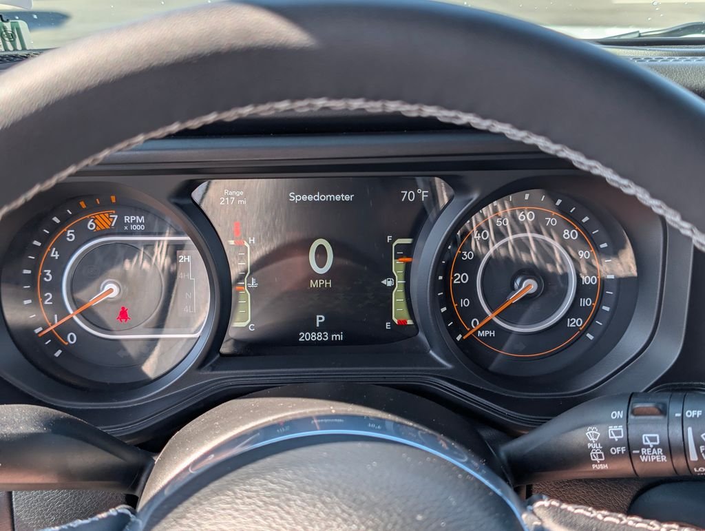 2025 Jeep Wrangler 4-Door Sahara - Photo 20