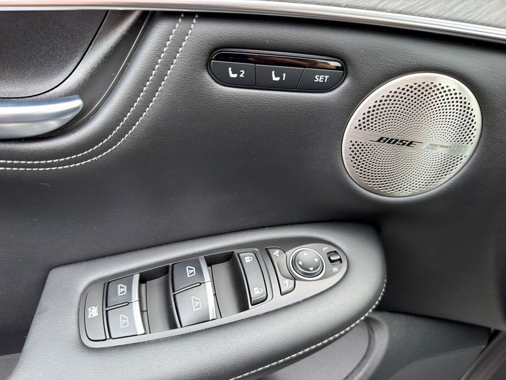 Used 2023 Gray INFINITI SENSORY image 15