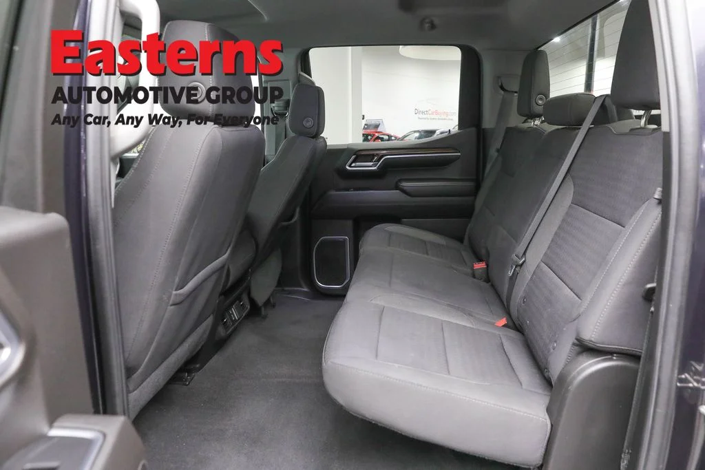 Used 2022 Gray Chevrolet LT image 23