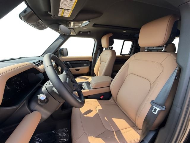 New 2026 Santorini Black Land Rover S image 10