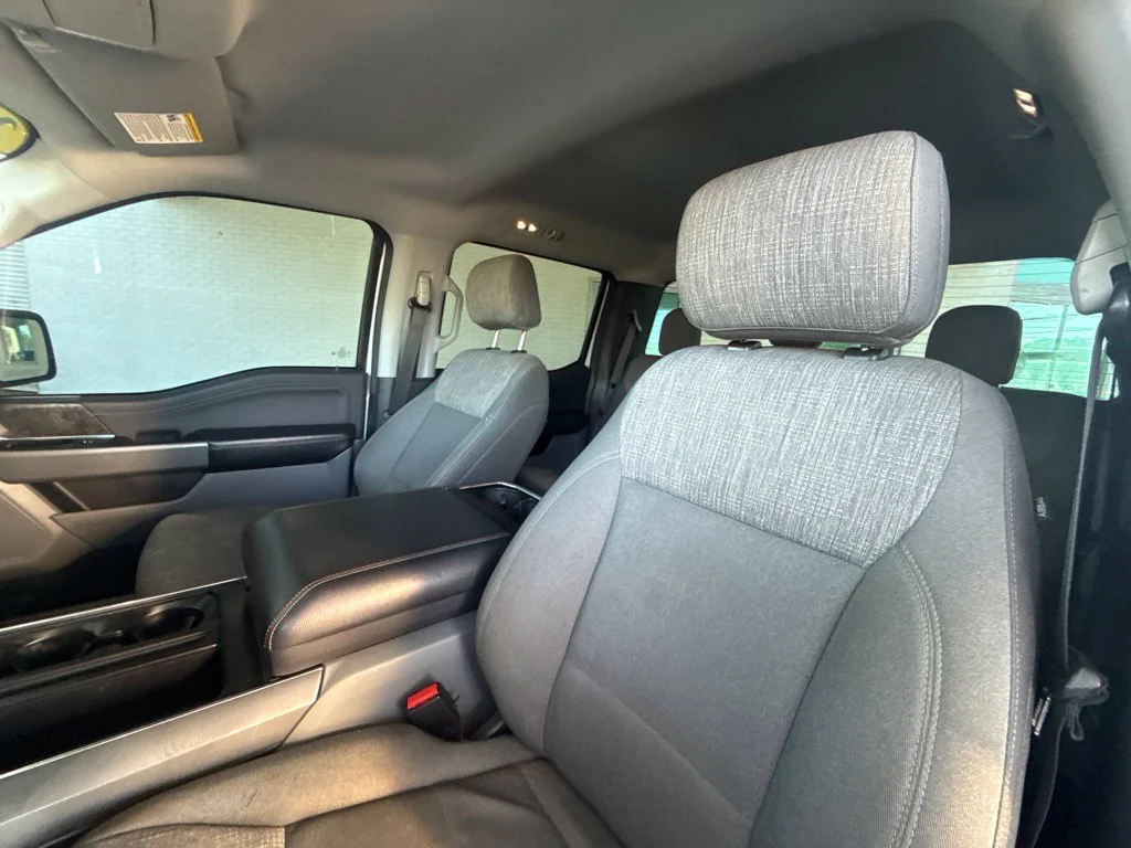 Used 2021 White Metallic Ford XLT image 37