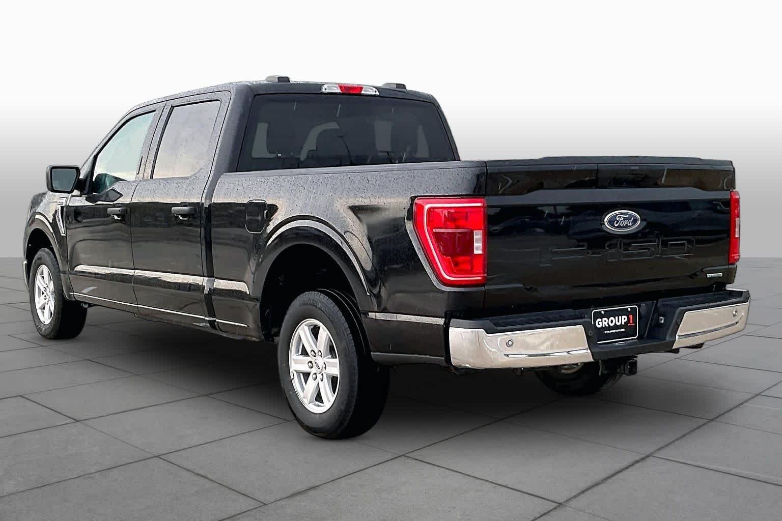 Used 2023 Agate Black Ford XLT image 12