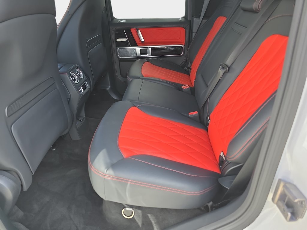 Used 2026 White Mercedes-Benz G 550 image 17