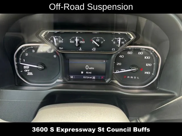 Used 2021 Silver GMC SLT image 28