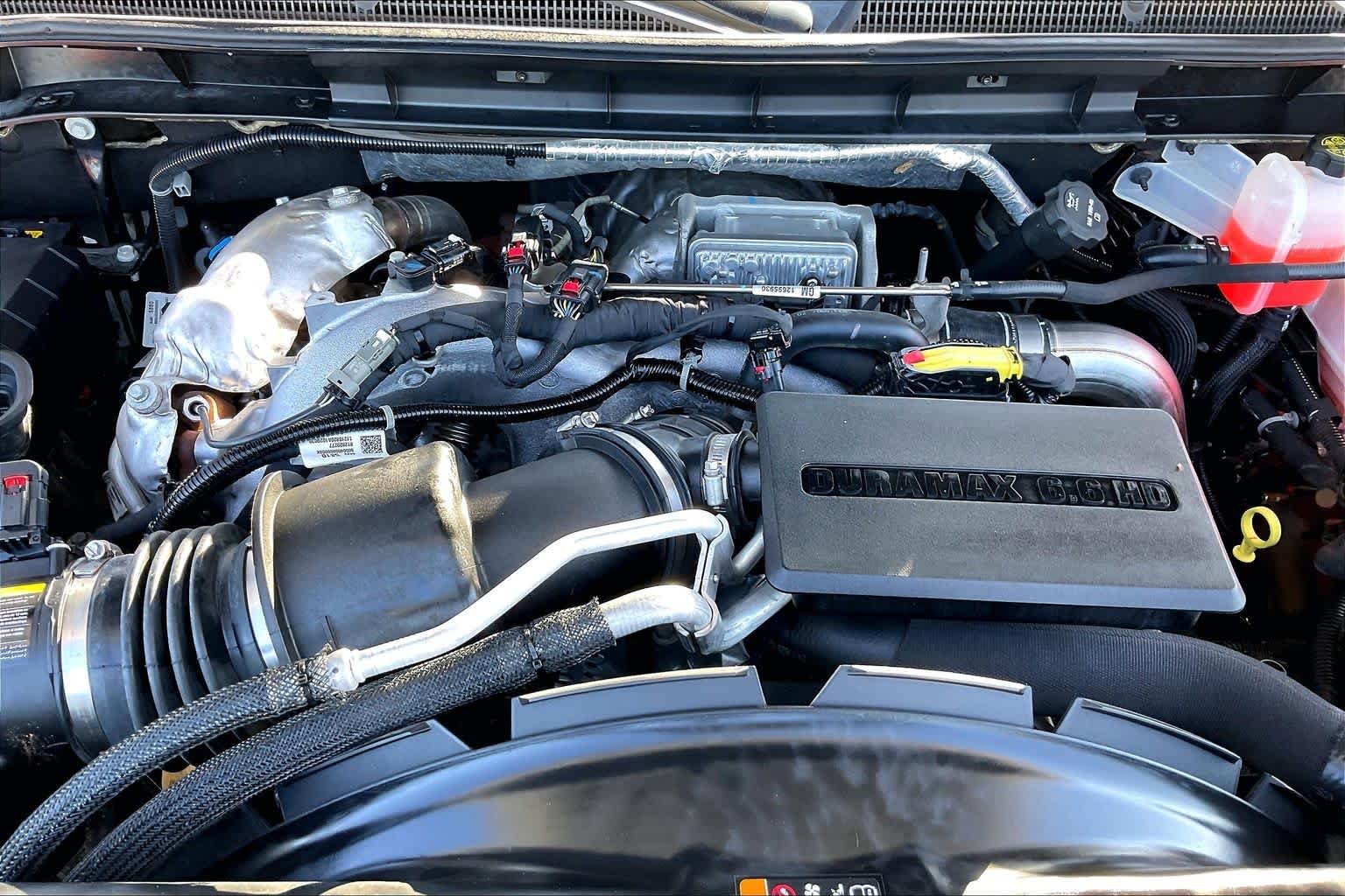 Used 2021 Summit White GMC Denali image 32