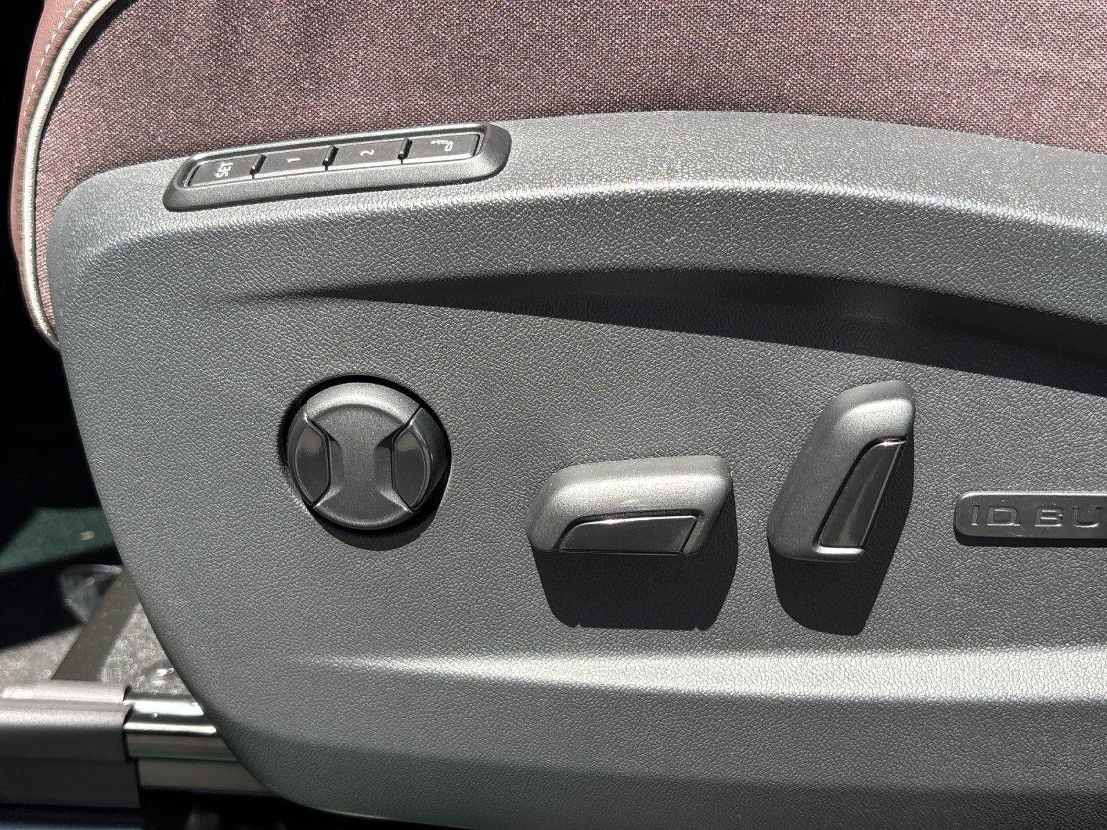 2025 Volkswagen ID. Buzz PRO S - Photo 16