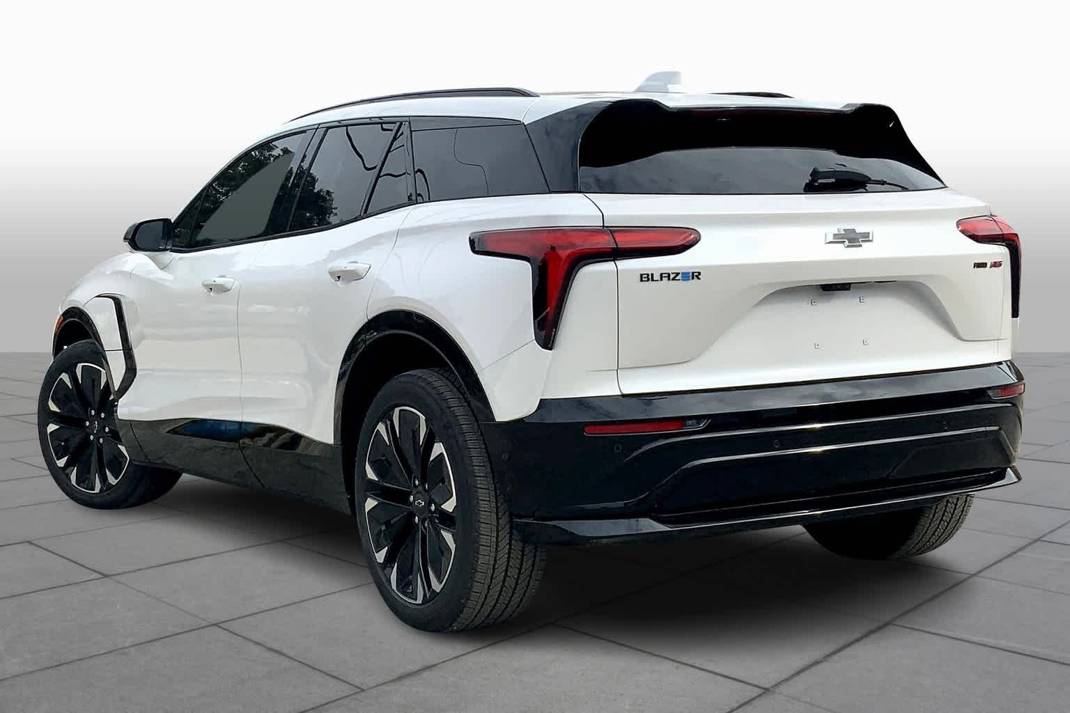 2025 Chevrolet Blazer EV RS - Photo 12